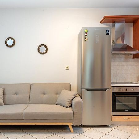 Lagadi Apartment 8 ラッシ エクステリア 写真