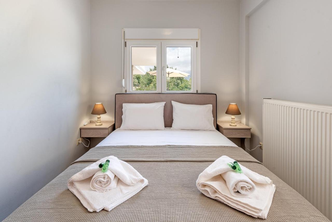 Lagadi Apartment 8 ラッシ エクステリア 写真